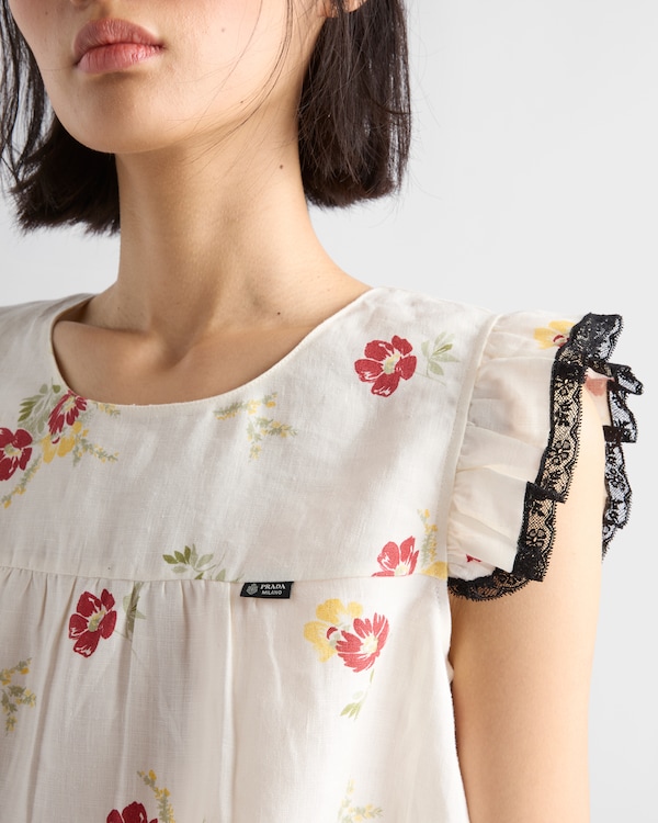 Linen top with floral motif - Ruby Red Linen top with floral motif - Ruby Red