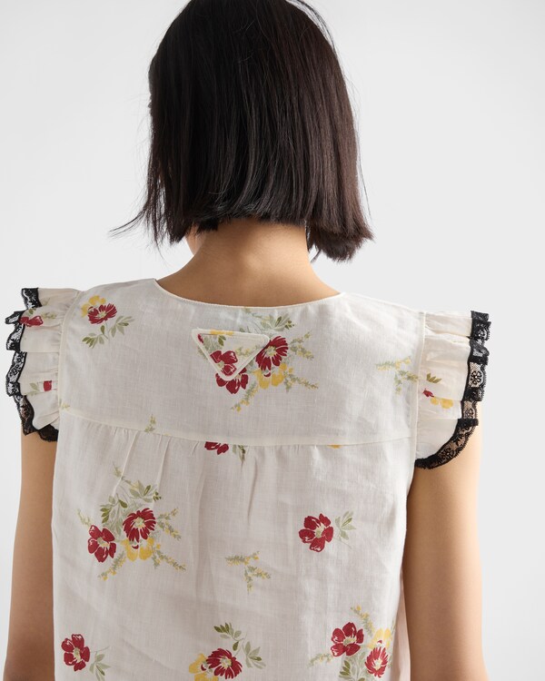 Linen top with floral motif - Ruby Red Linen top with floral motif - Ruby Red