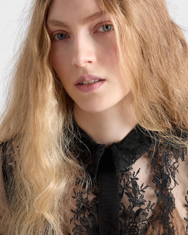 Top in pizzo Top in pizzo