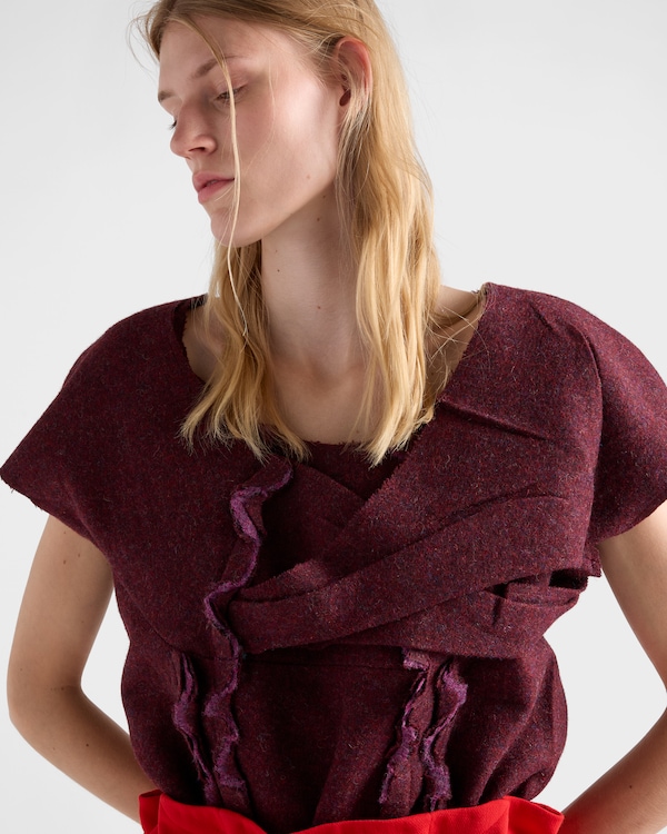 Shetland wool top - Garnet Shetland wool top - Garnet