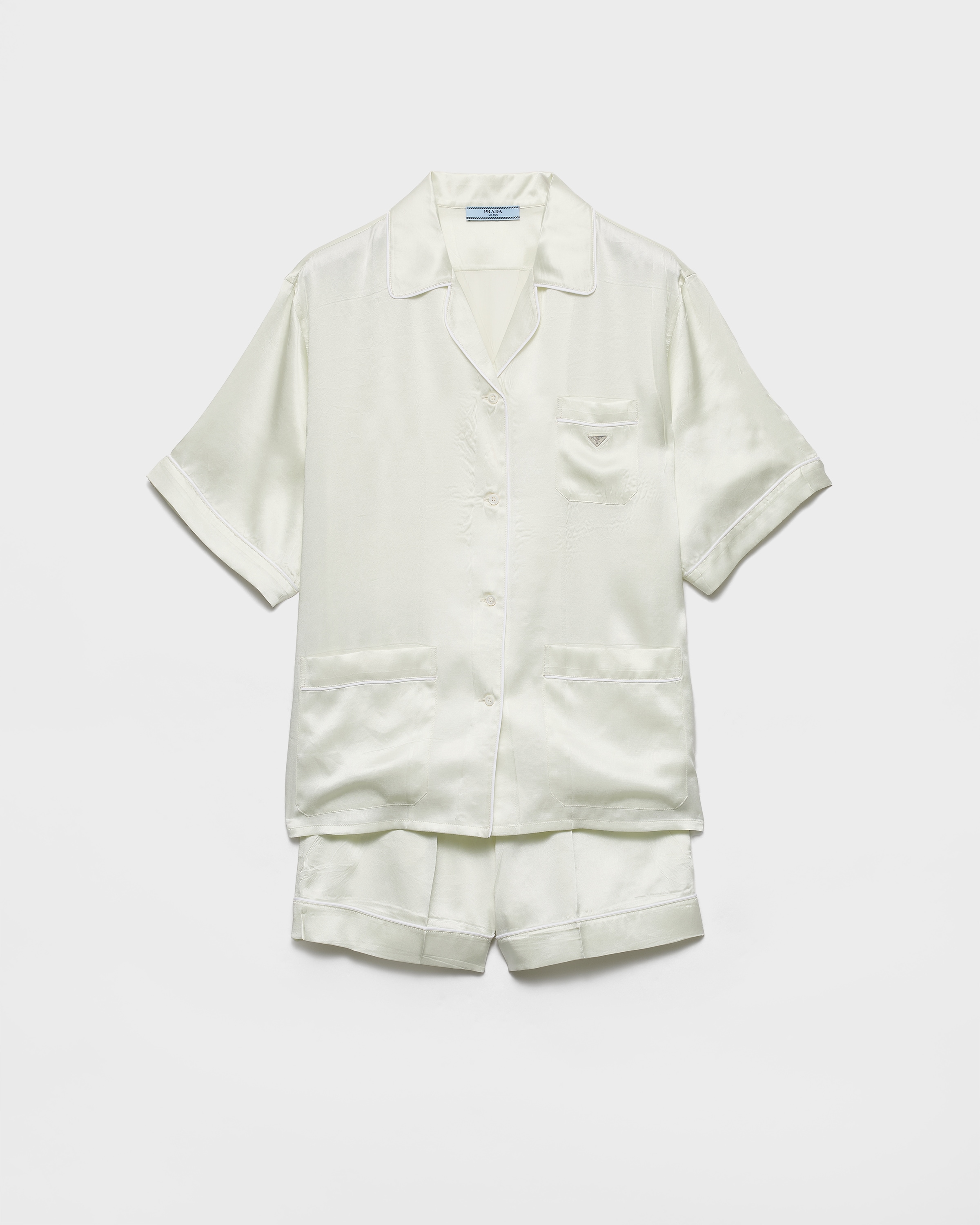 Vintage-look satin pajamas with shorts