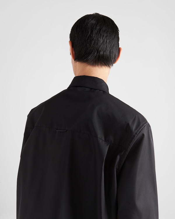 Hemd aus Re-Nylon - Schwarz Hemd aus Re-Nylon - Schwarz