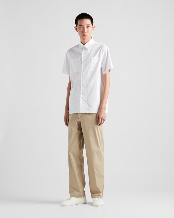 Short-sleeved stretch cotton shirt Short-sleeved stretch cotton shirt