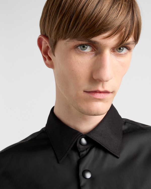 Camisa de Re-Nylon - Negro Camisa de Re-Nylon - Negro