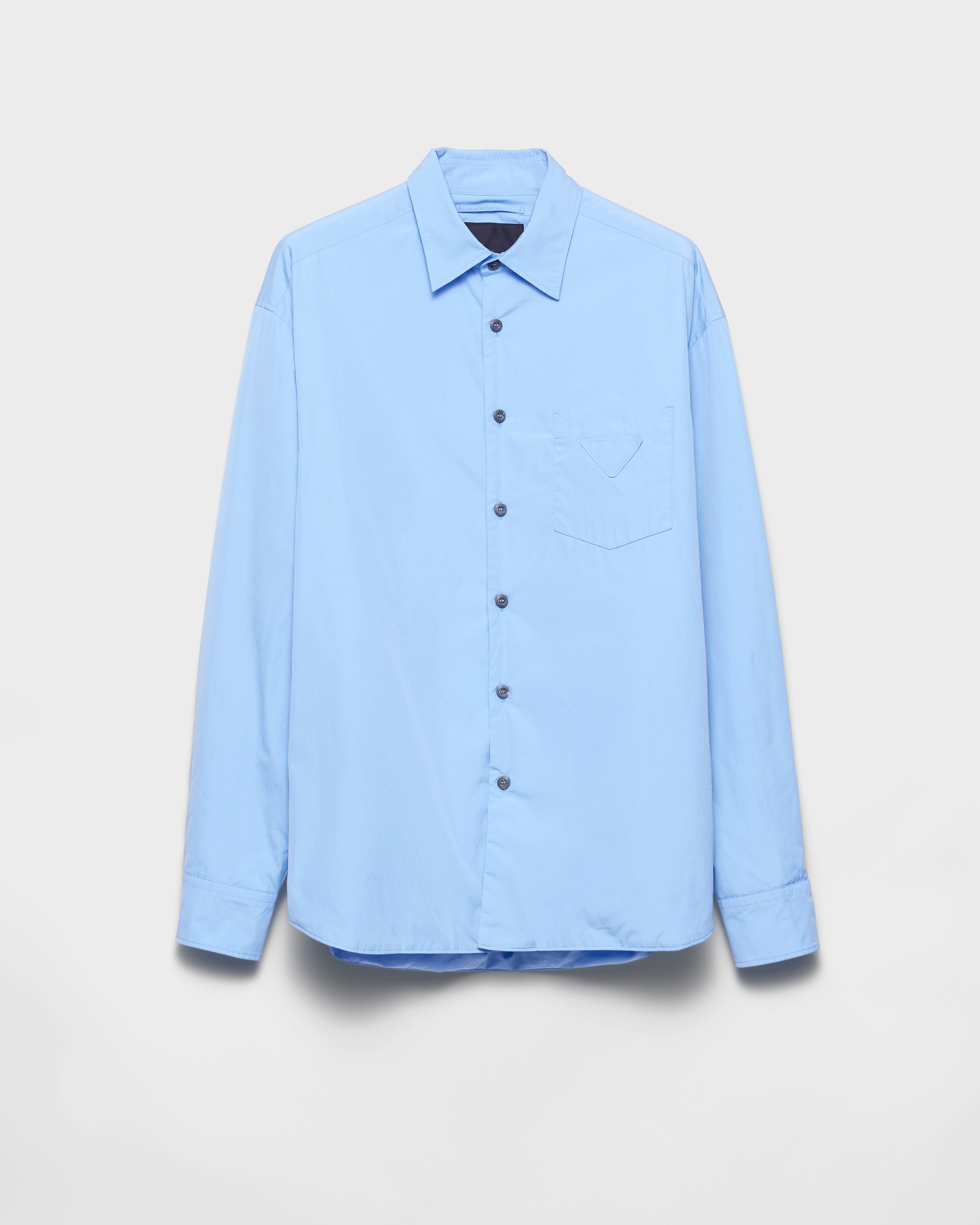 【PRADA】Cotton and linen chambray shirt シャツ 長袖 生成 Cotton and linen chambray shirt in beige - Prada | Mytheresa