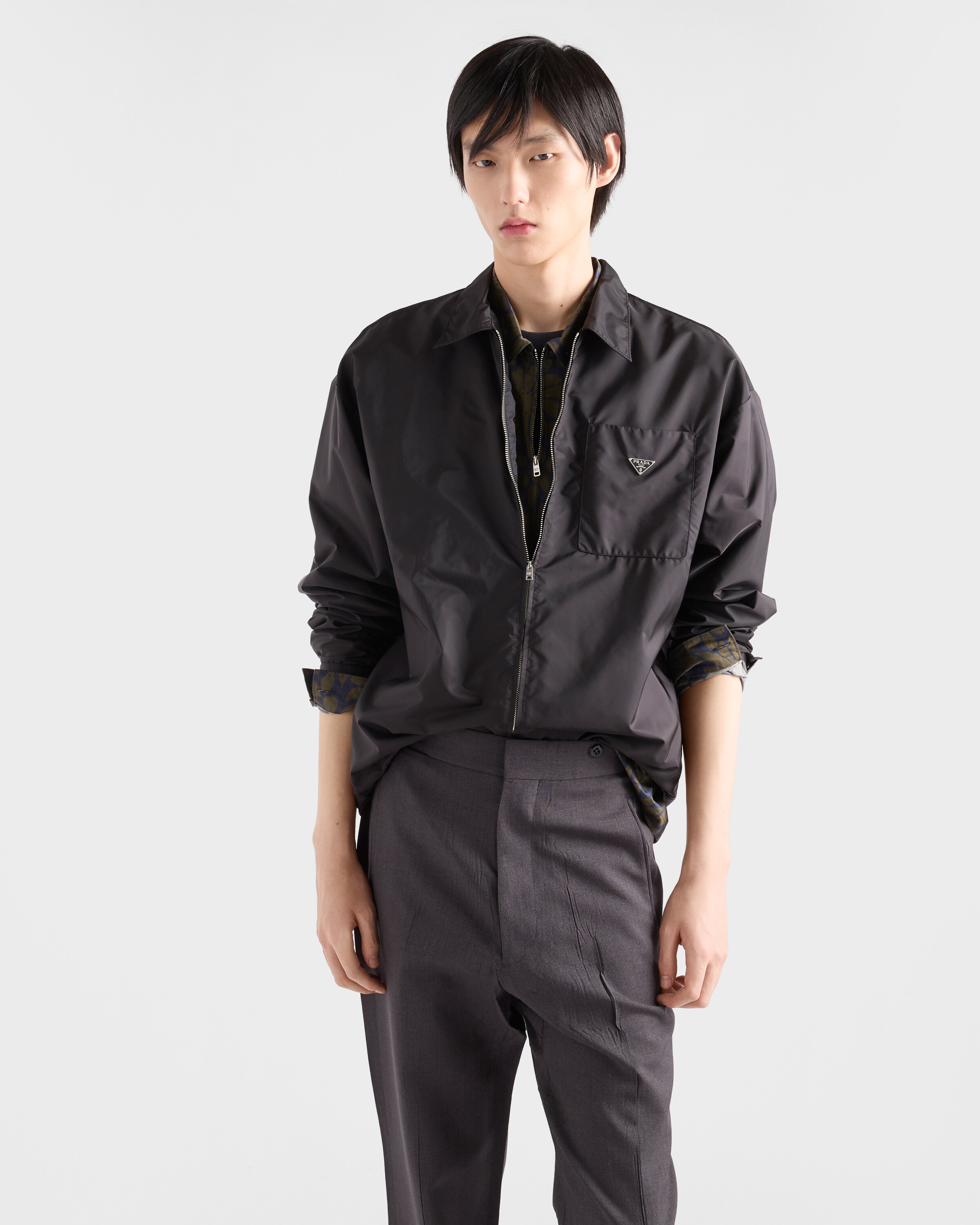 PRADA ブラック ポロシャツ ジッパー付き Prada ハーフジップ ポロシャツ | ブルー | FARFETCH JP