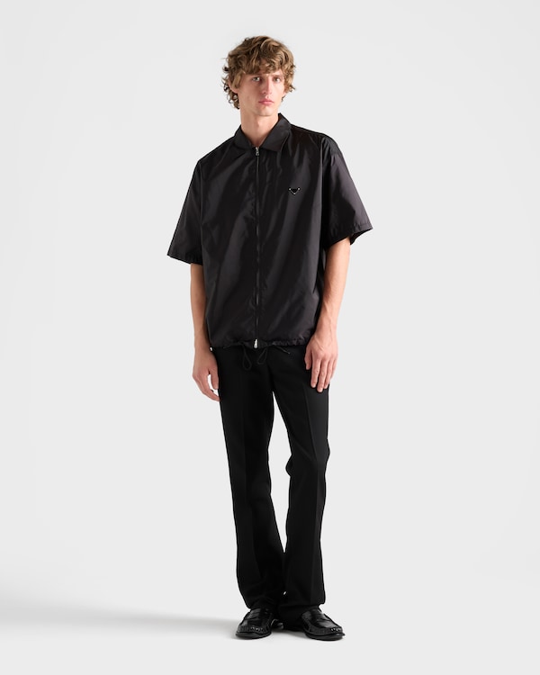 Chemise à fermeture éclair en Re-Nylon à manches courtes - Noir Chemise à fermeture éclair en Re-Nylon à manches courtes - Noir