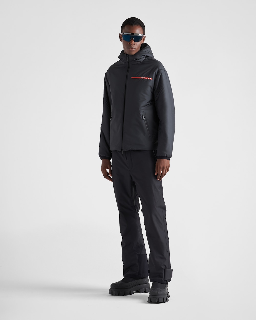 黑色LR-MX008-MK2 Tec Rec Eggshell 织物外套| Prada 黑色LR-MX008-MK2 Tec Rec Eggshell 织物外套| Prada