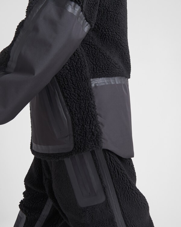 Geri Dönüştürülmüş Polar Teknik Ceket Geri Dönüştürülmüş Polar Teknik Ceket