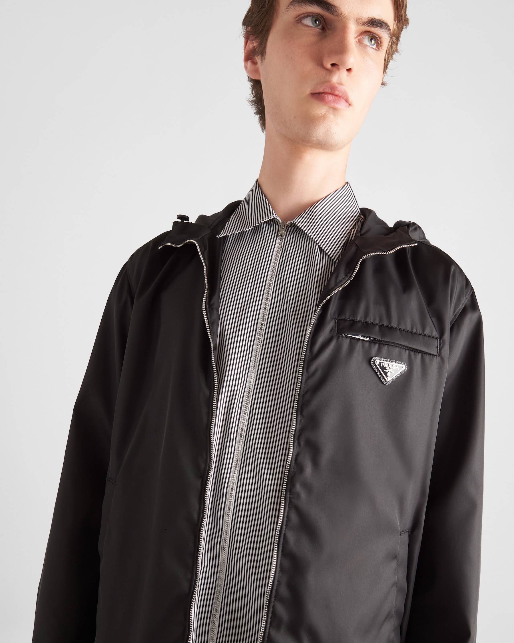 Prada 25 Short Hooded Jacket Red Burgundy Poliamide 211160