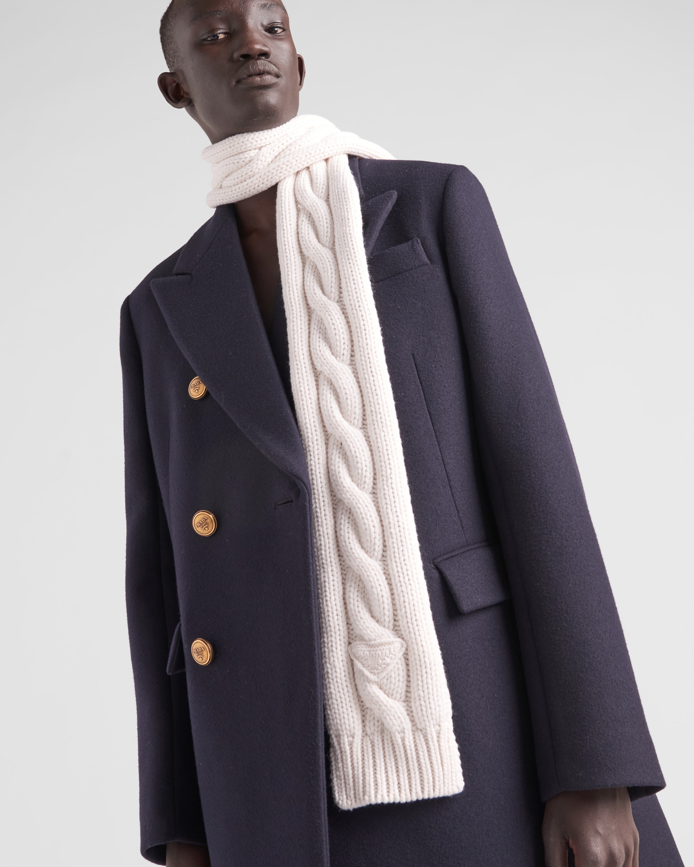 Double breasted wool and cachemire coat