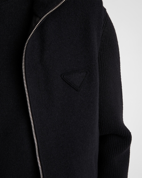 Wool and cashmere vest Wool and cashmere vest