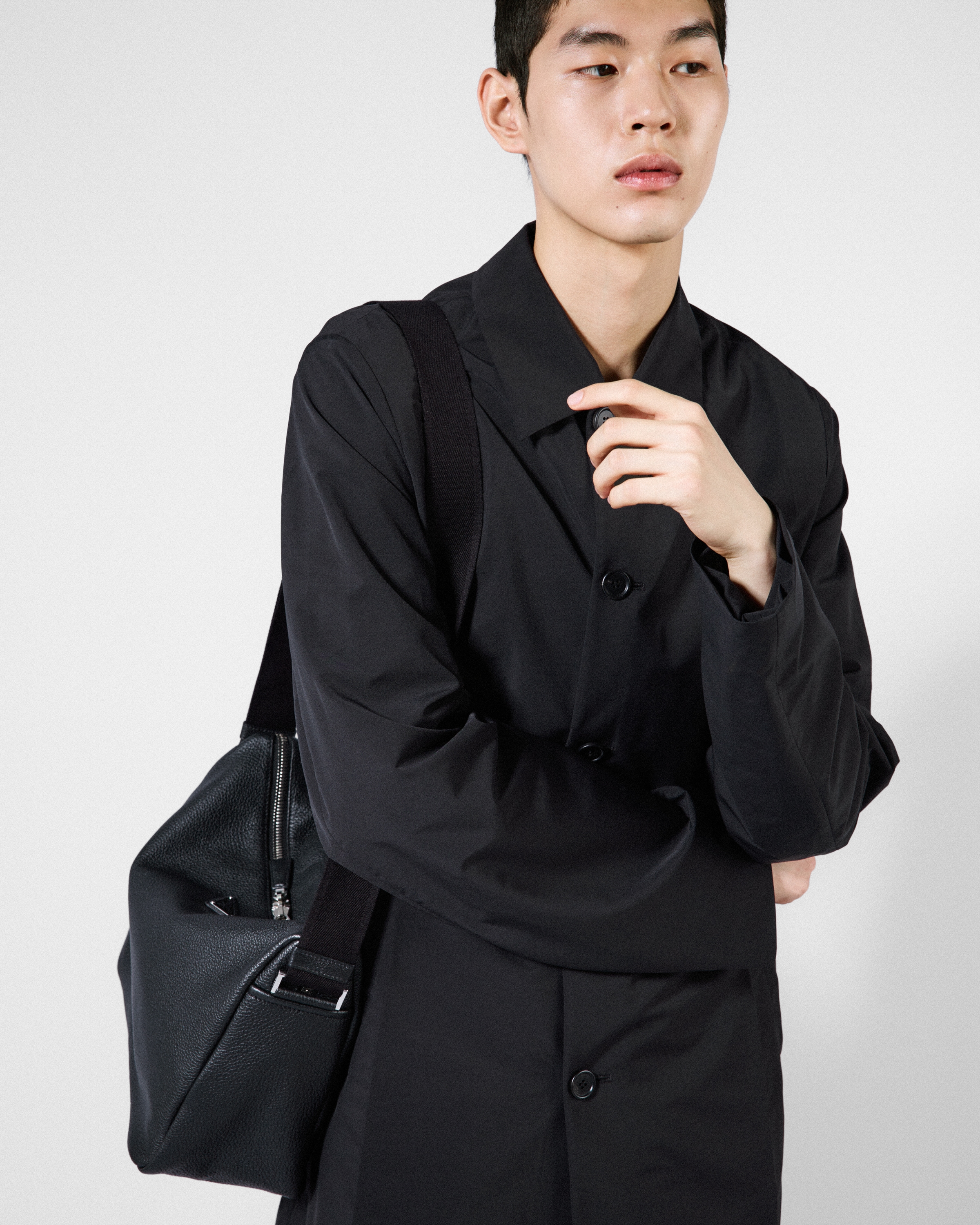 コート PRADA Black Wool Blend Coat Prada Black Wool Blend Coat | italist