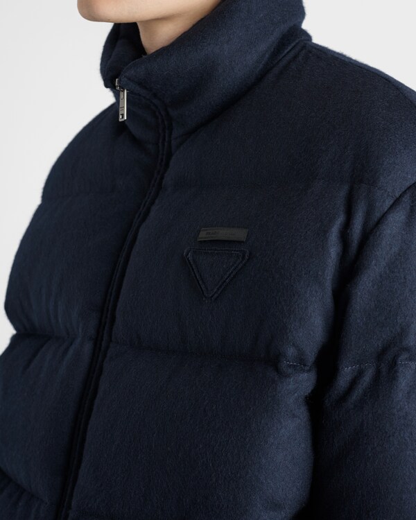 중량 캐시미어 다운 재킷 중량 캐시미어 다운 재킷