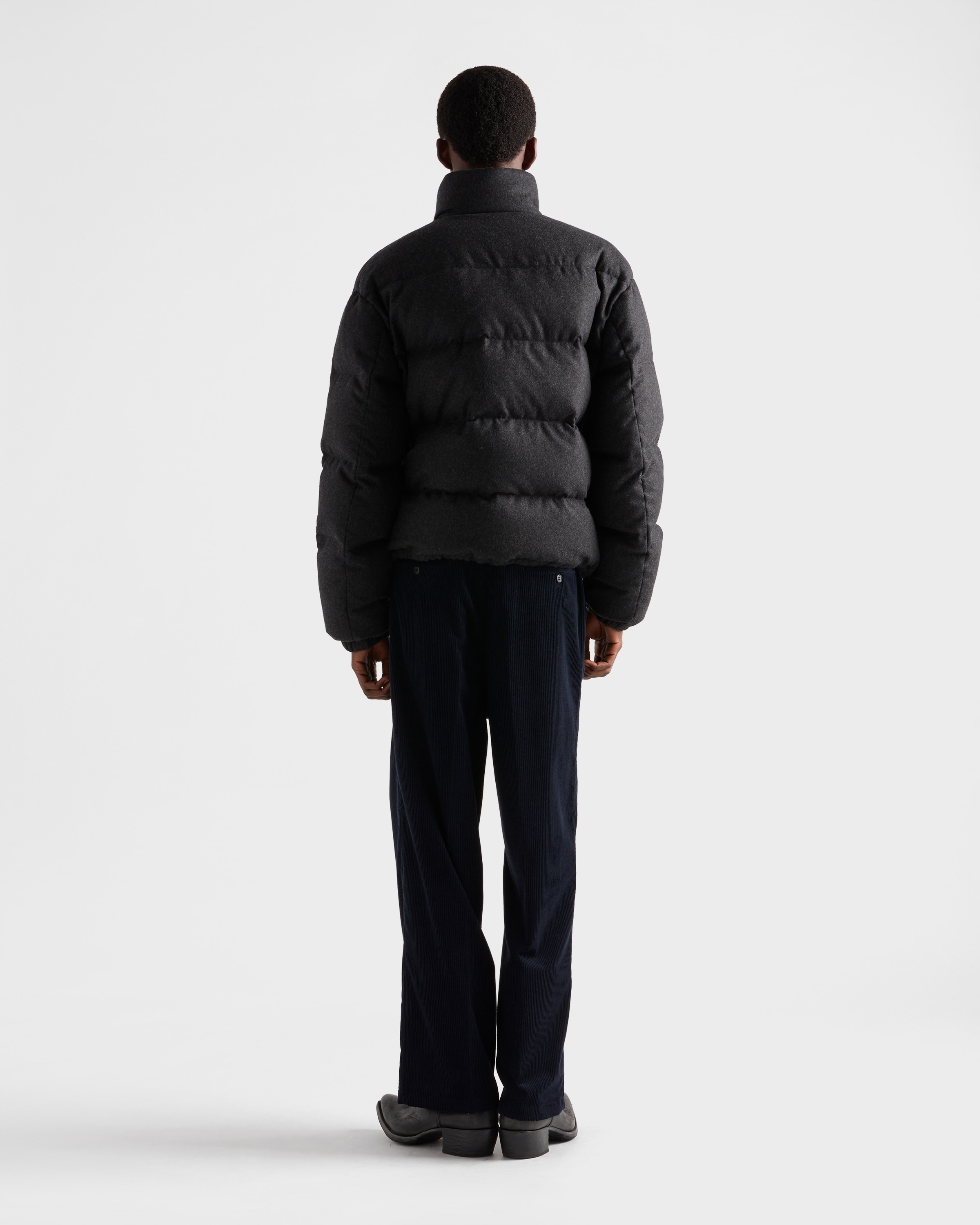 PRADA カシミヤウールダウンジャケット PRADA◇カシミヤ×ウール ニット ショート丈 ダウンジャケット (PRADA