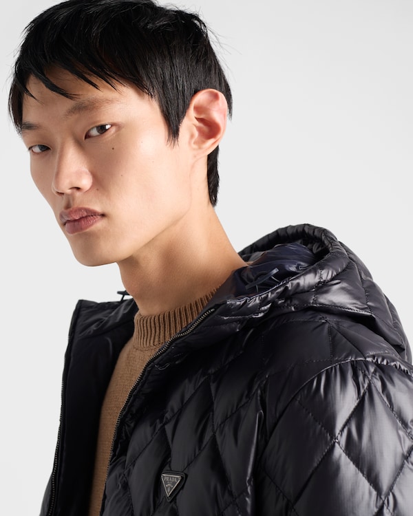 中重量キルティングテクニカルファブリック ダウンジャケット - ブラック 中重量キルティングテクニカルファブリック ダウンジャケット - ブラック
