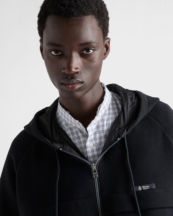 连帽织物面料短夹克 - 黑色 连帽织物面料短夹克 - 黑色