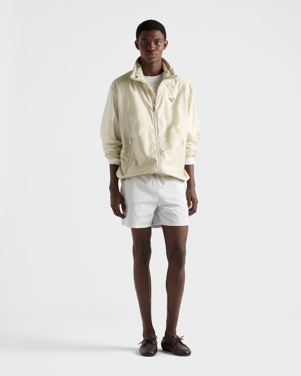 再生尼龙夹克 - 粉笔白/驼色 再生尼龙夹克 - 粉笔白/驼色