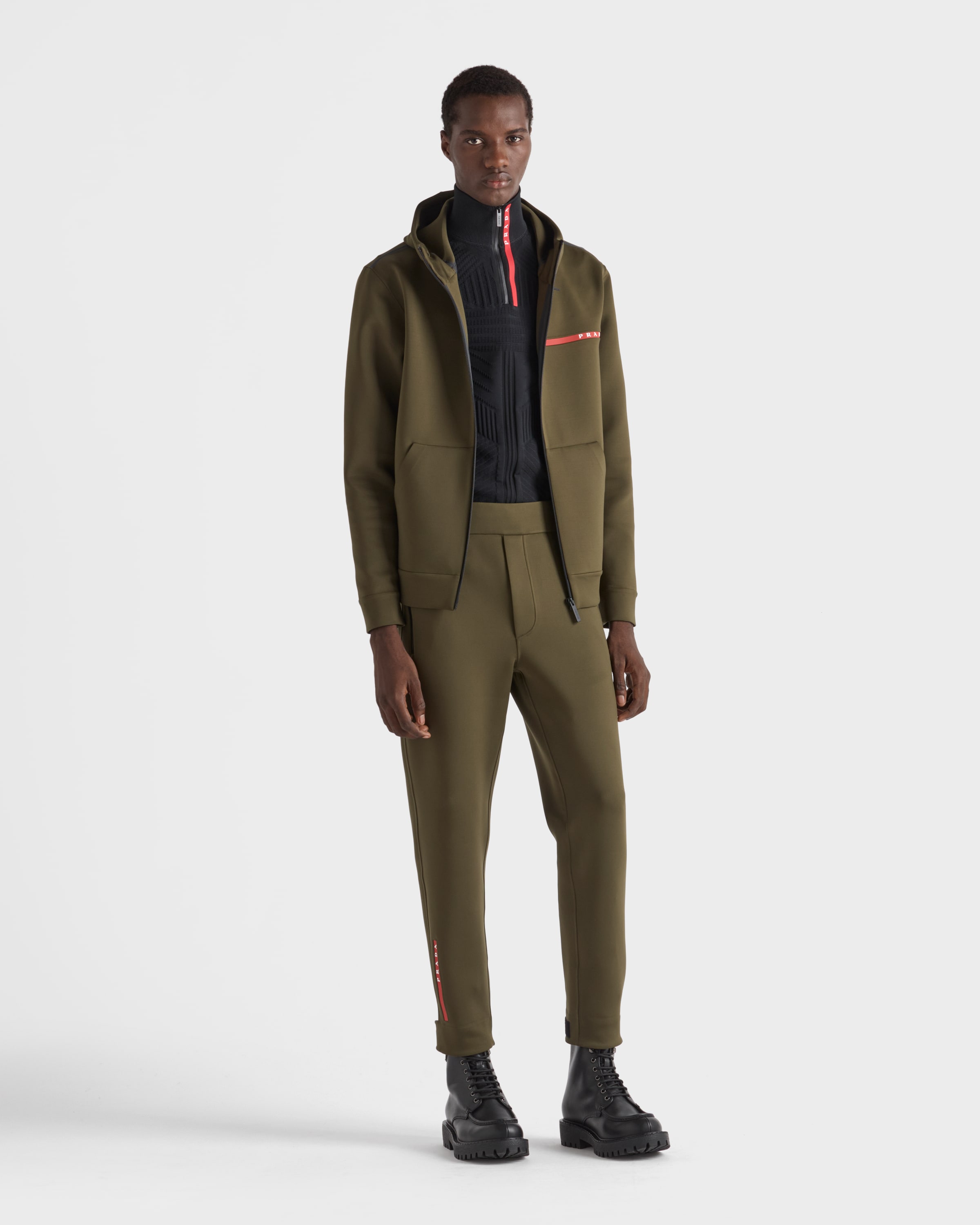 PRADA スキーウェア フード付き 紫/グレー PRADA スキーウェア フード付き 紫/グレー PRADA スキーウェア フード