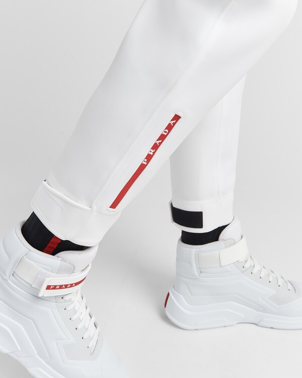 Jogginghose aus Funktionsgewebe mit hitzeversiegelten Nähten - Weiss Jogginghose aus Funktionsgewebe mit hitzeversiegelten Nähten - Weiss