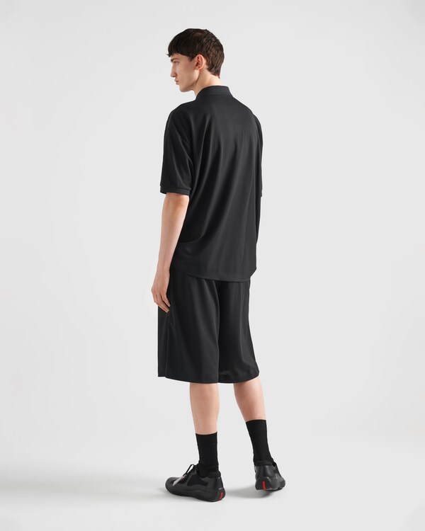 Piqué Bermudas with tape seams Piqué Bermudas with tape seams