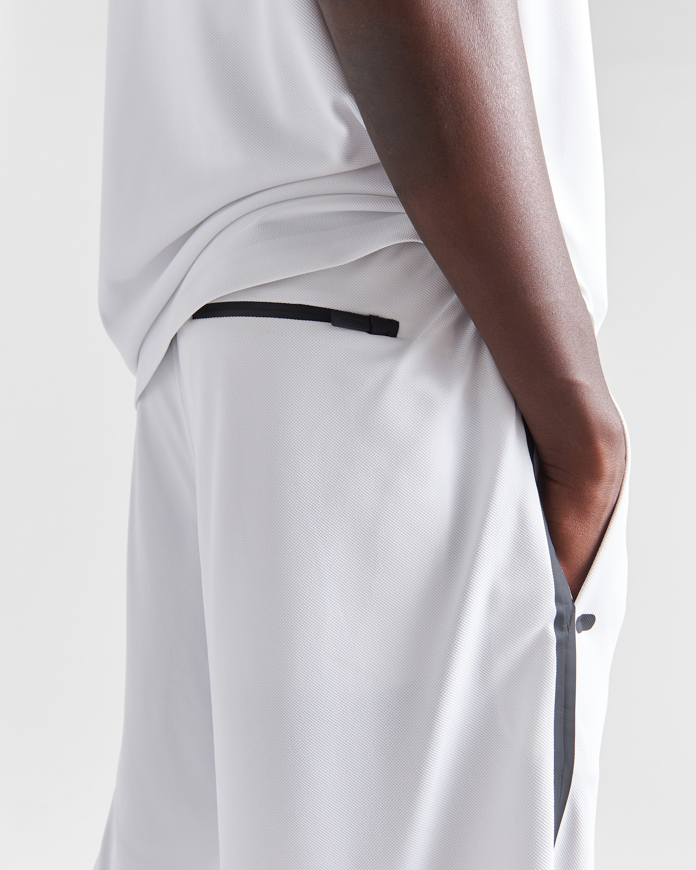 Prada 热封带接缝珠地棉百慕大短裤 4