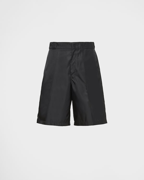 新作モデル Re-Nylon ブラック バミューダショーツ PRADA | パンツ