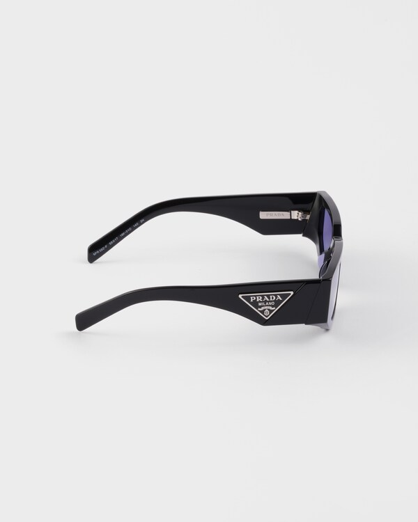 Sunglasses with triangle logo Sunglasses with triangle logo