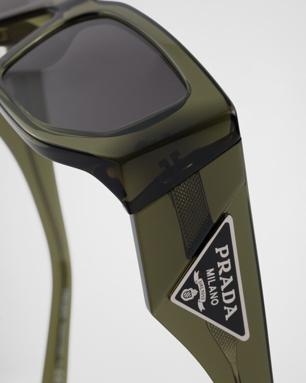 Sunglasses with the triangle logo - Carbon lenses Sunglasses with the triangle logo - Carbon lenses