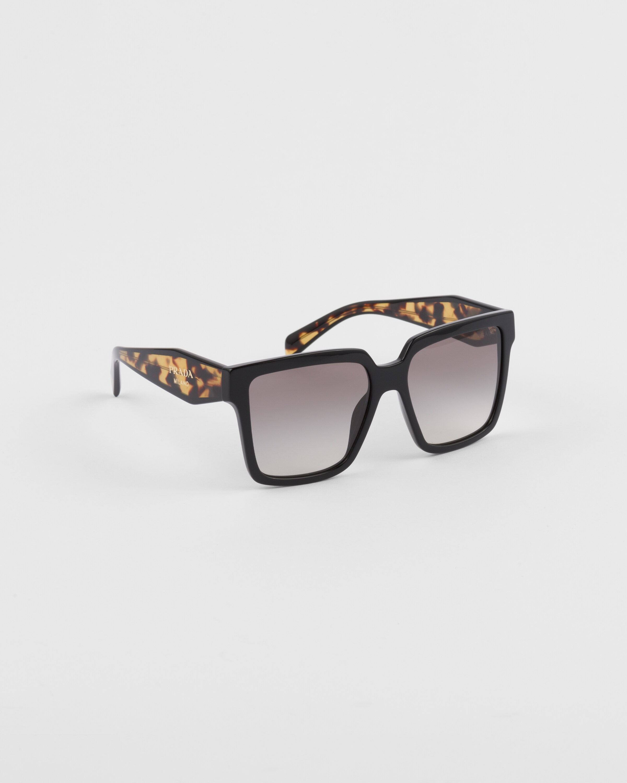 美品 プラダ サングラス グラデーションレンズ アジアンフィット SPR10V-F プラスチック レディース PRADA 【1-0256243】 PRADA プラダ サングラス ハーフリム グラデーションレンズ archive