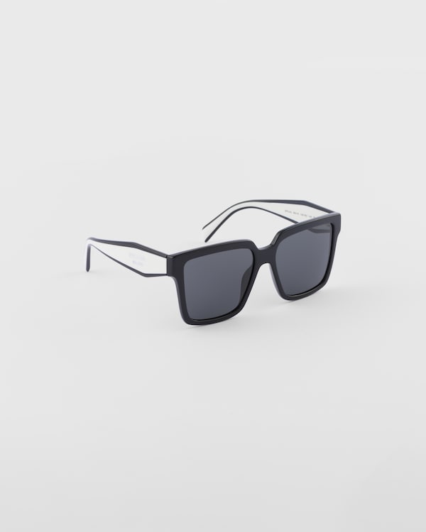 Sunglasses with Prada logo Sunglasses with Prada logo