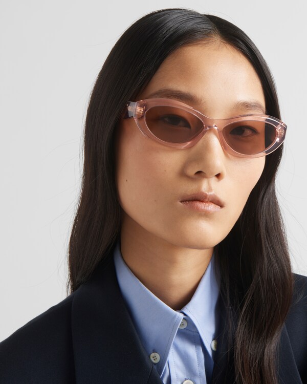 プラダ シンボル サングラス プラダ シンボル サングラス