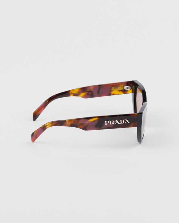 Sunglasses with Prada logo Sunglasses with Prada logo
