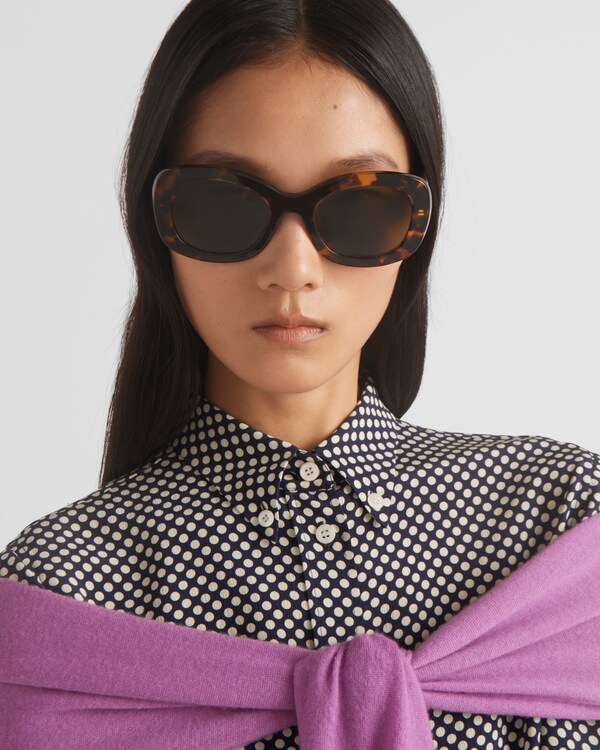 Sunglasses with the Prada logo Sunglasses with the Prada logo