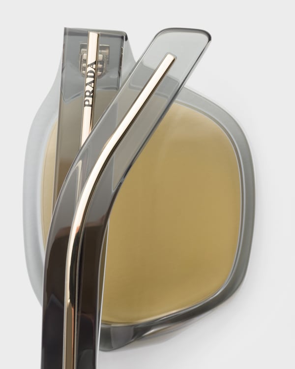 Sunglasses with the iconic metal plaque - Chamomile yellow lenses Sunglasses with the iconic metal plaque - Chamomile yellow lenses