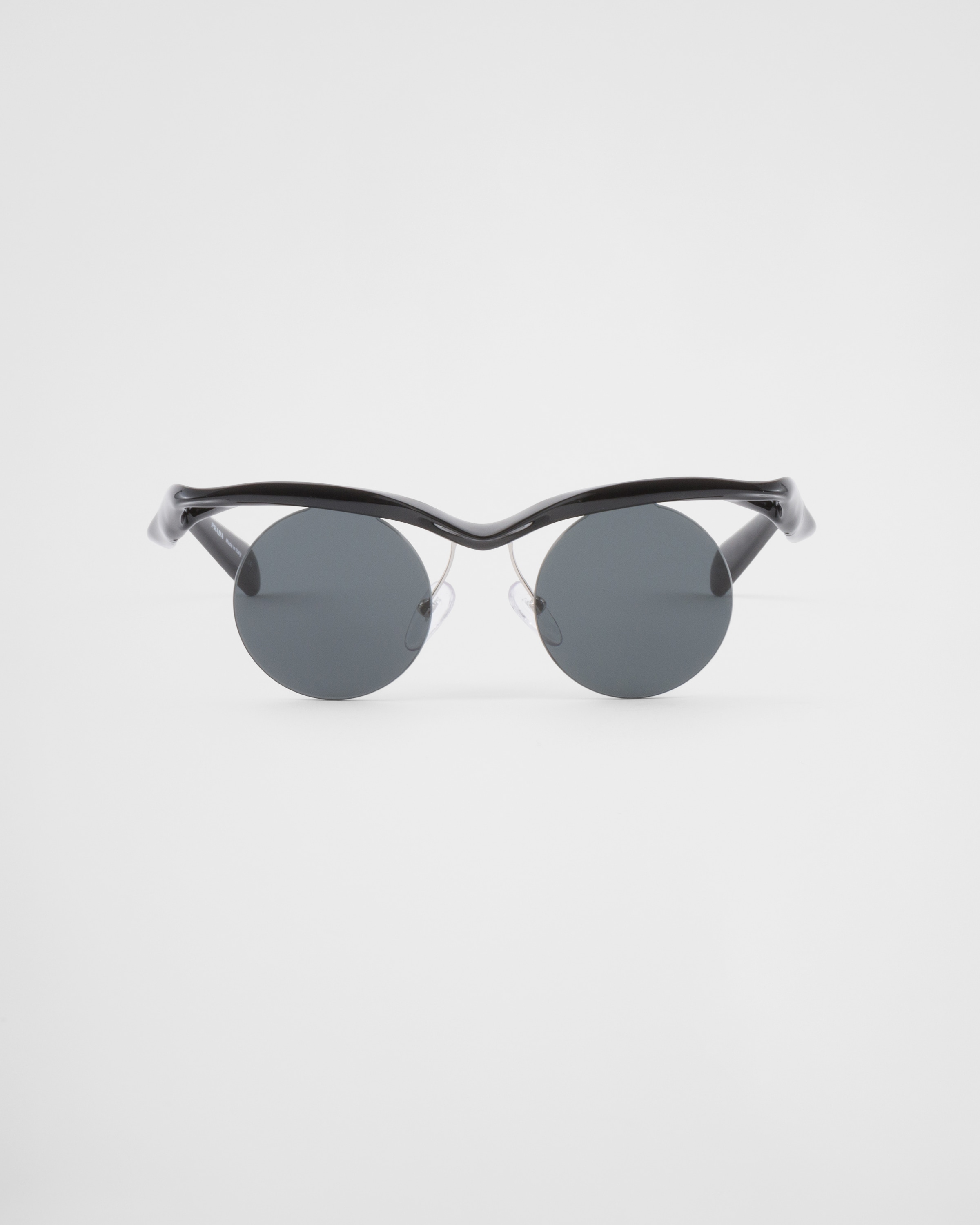 Shop Prada Runway Sonnenbrille In Slate Gray Lenses