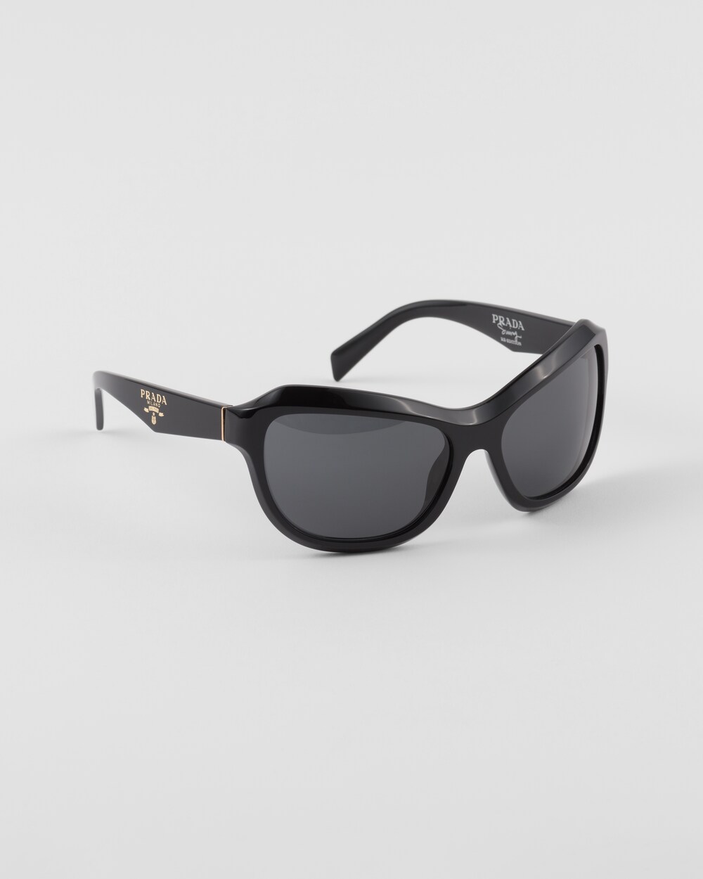 Scopri l'ampia selezione degli occhiali da sole Prada! 69 cq5dam.web.hebebed.1000.1000