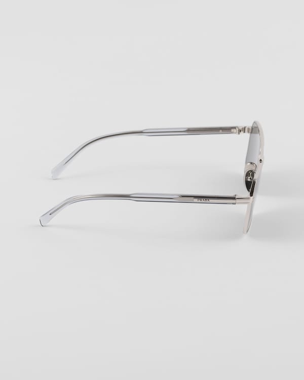 Sunglasses with Prada logo Sunglasses with Prada logo