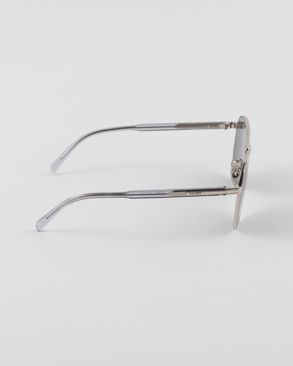 Sunglasses with Prada logo Sunglasses with Prada logo