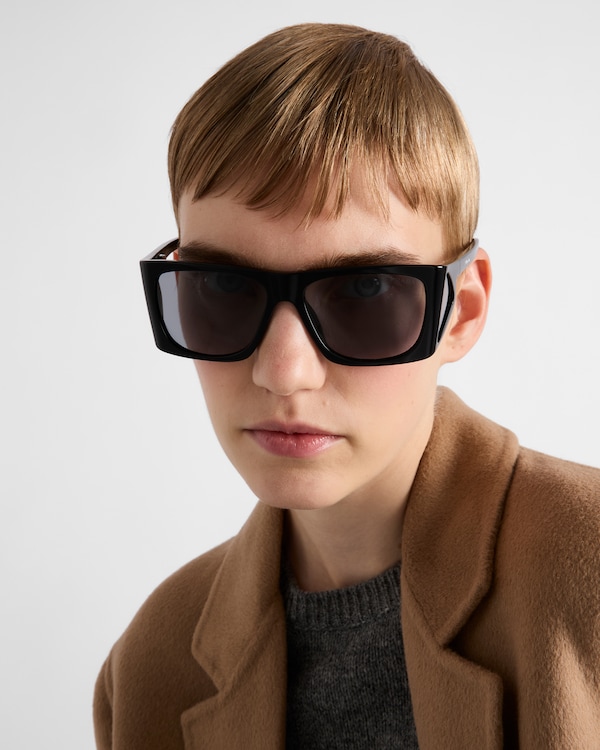 Occhiali da sole Prada Runway Occhiali da sole Prada Runway