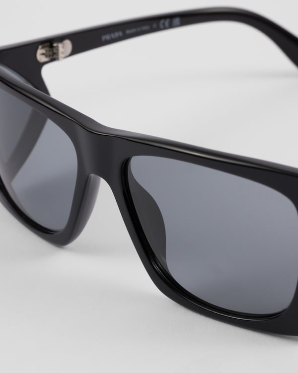 Occhiali da sole Prada Runway Occhiali da sole Prada Runway