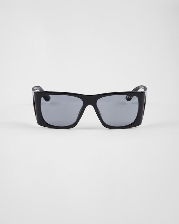 ダークグレー グラデーションレンズ プラダロゴ サングラス | PRADA
