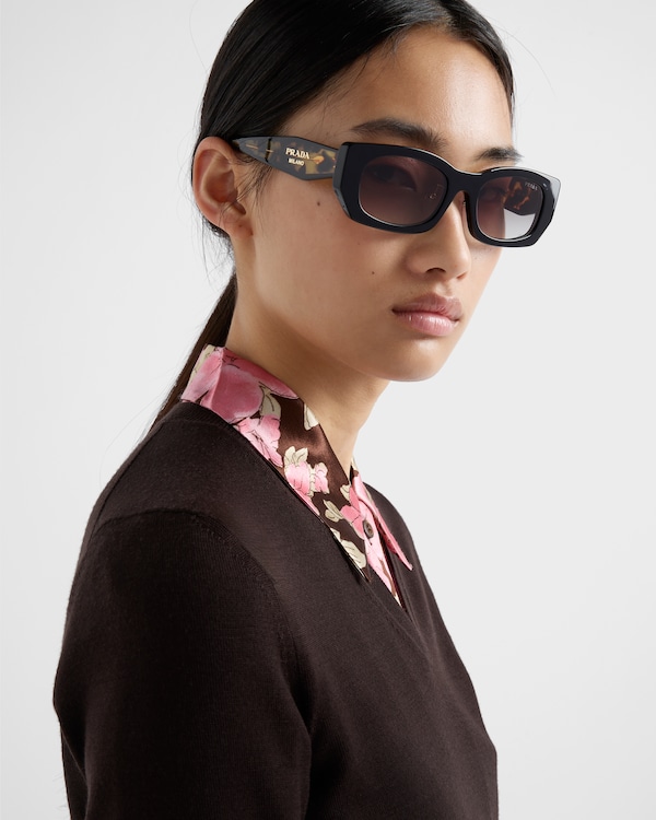 Sunglasses with the Prada logo Sunglasses with the Prada logo