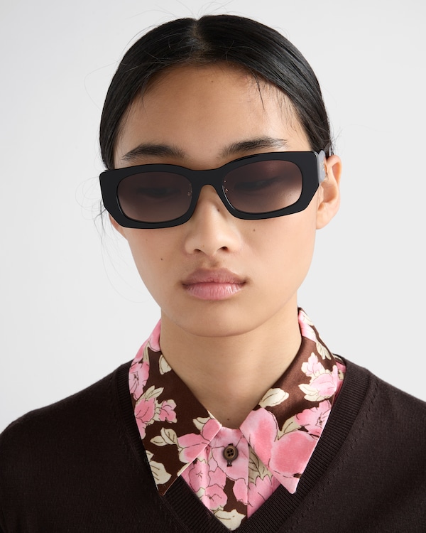 Sunglasses with the Prada logo Sunglasses with the Prada logo