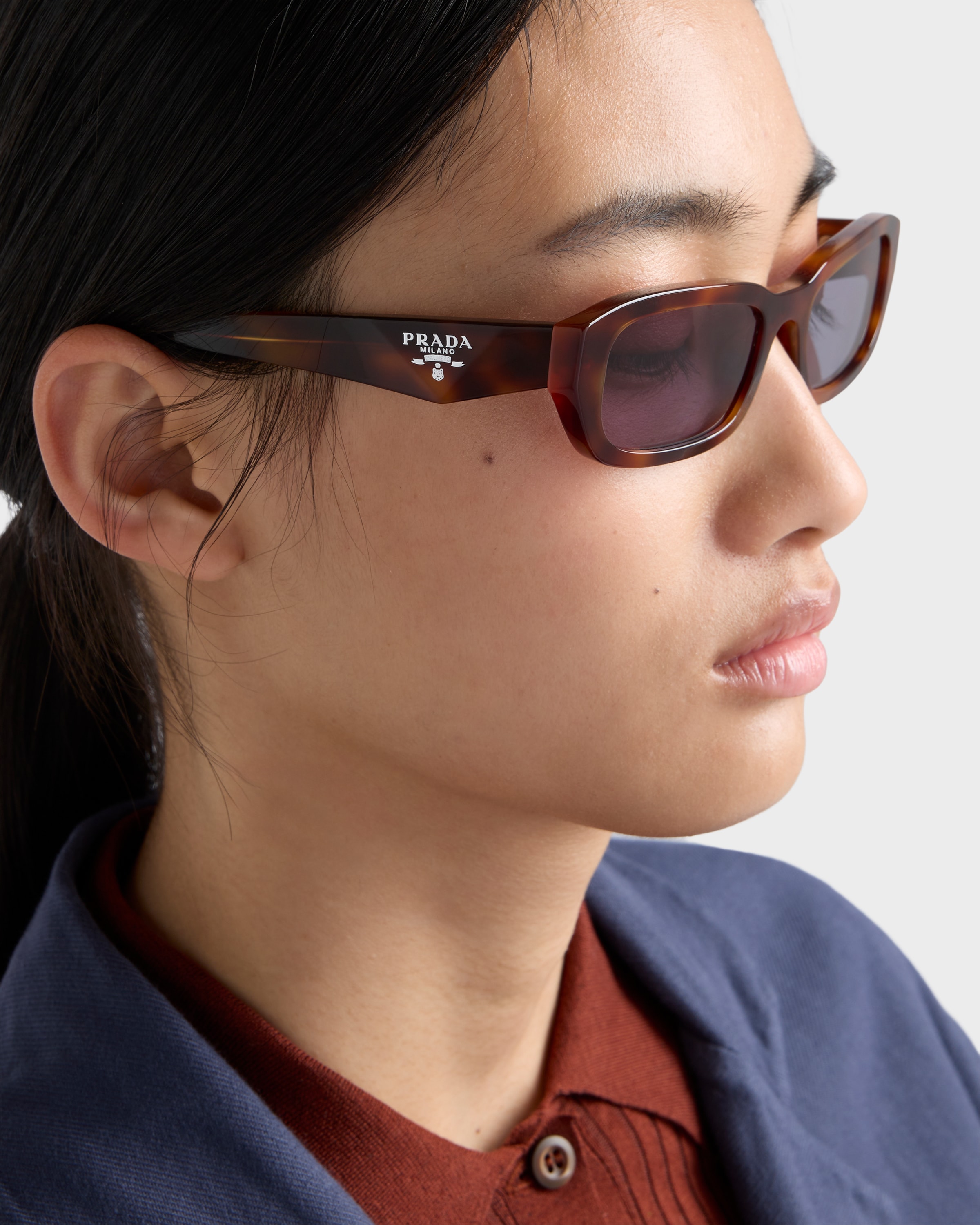 PRADAファッション用サングラス Dark blue denim lenses Prada Symbole sunglasses | PRADA
