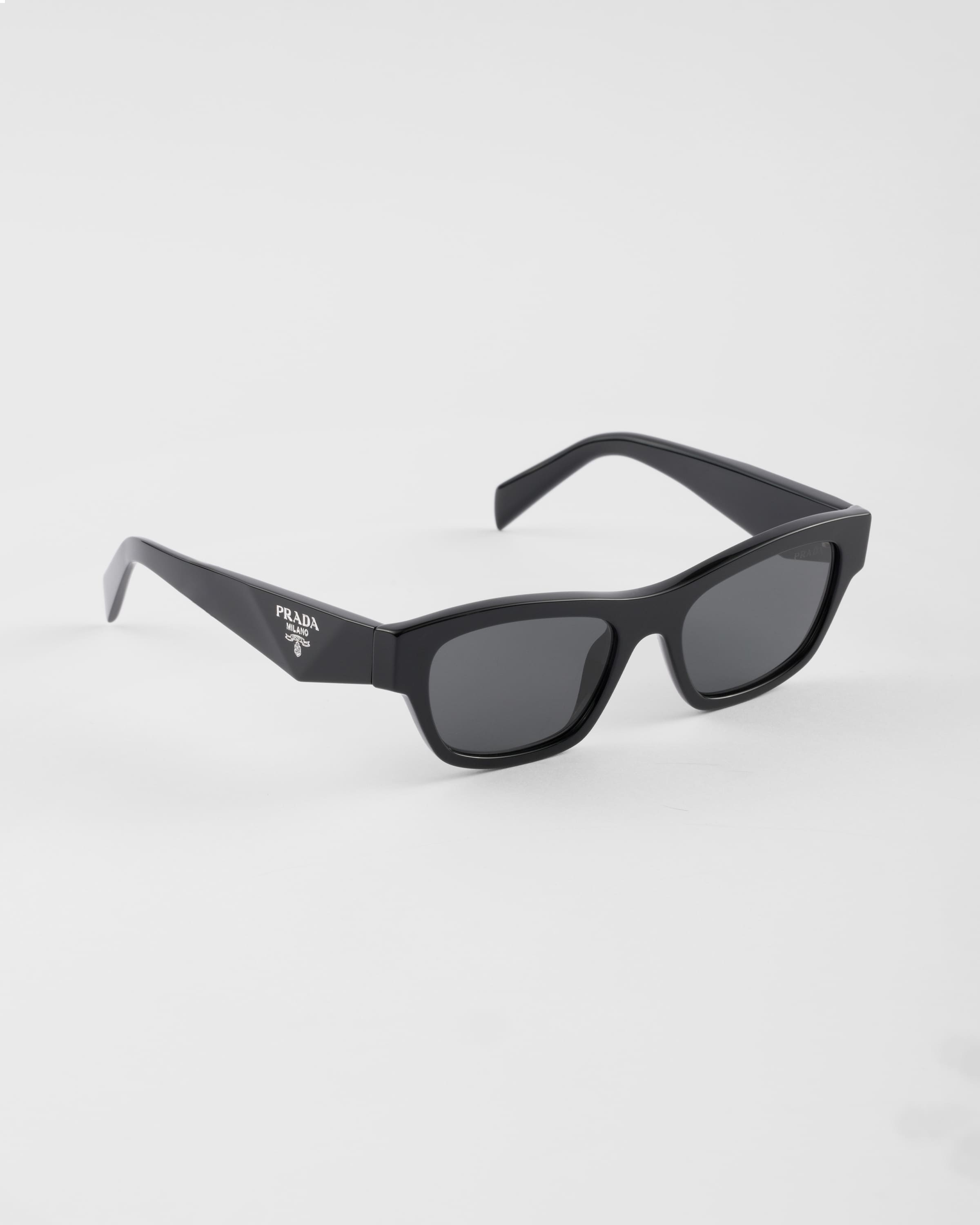 Prada sunglasses official website outlet