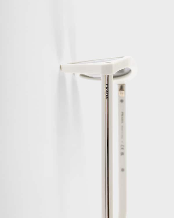 Prada sunglasses with the iconic metal plaque - Gray lenses Prada sunglasses with the iconic metal plaque - Gray lenses