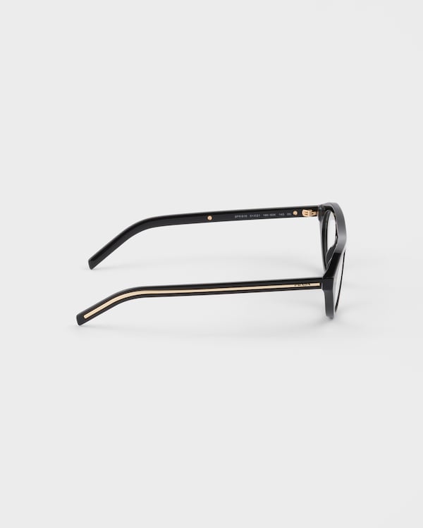 Prada sunglasses with the iconic metal plaque - Crystal lenses Prada sunglasses with the iconic metal plaque - Crystal lenses
