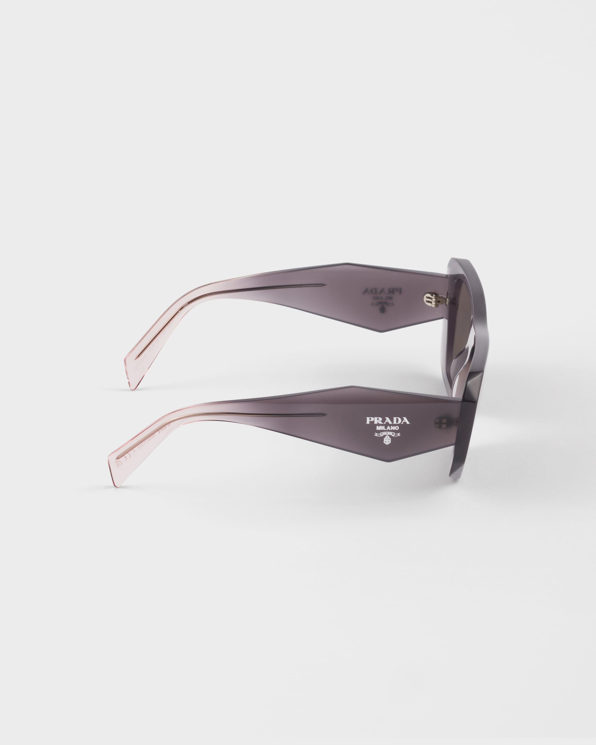 グレーレンズ プラダ シンボル サングラス | PRADA