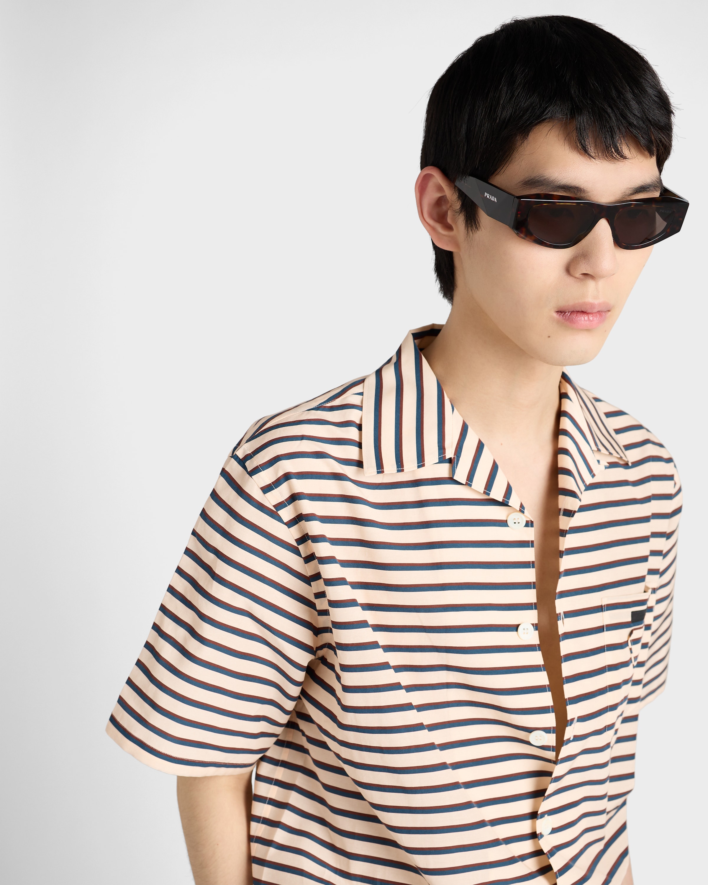 ダークブラウンレンズ プラダ シンボル サングラス | PRADA